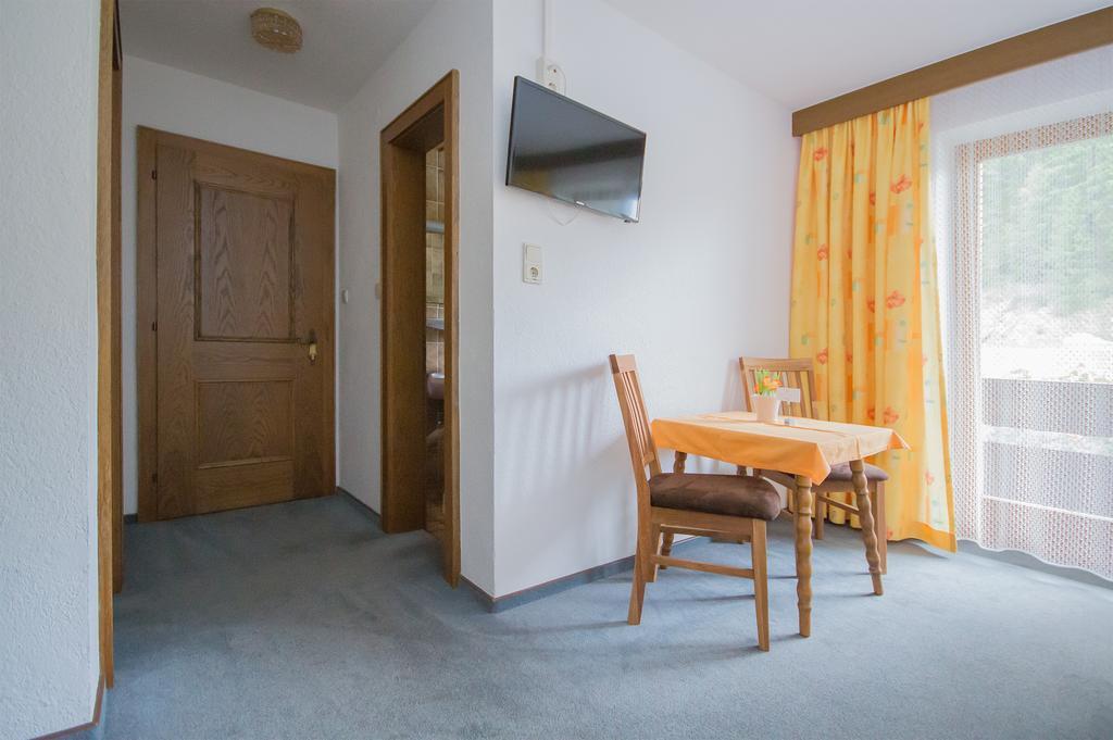 Hotel Haus Alpengruss Sölden Habitación foto