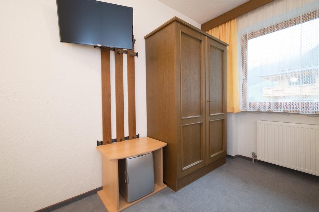 Hotel Haus Alpengruss Sölden Habitación foto
