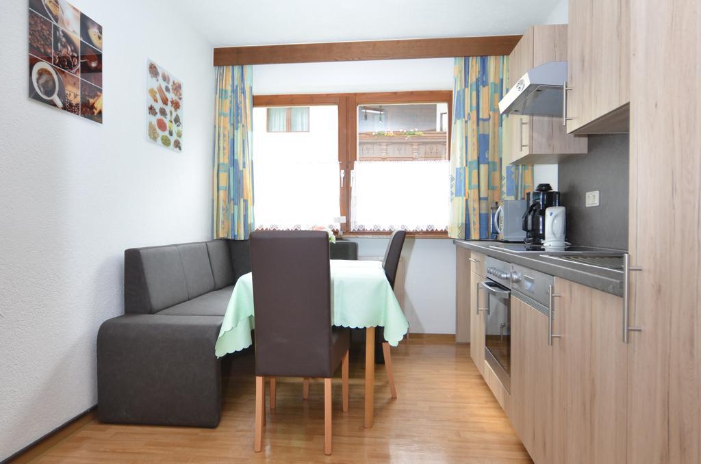 Hotel Haus Alpengruss Sölden Habitación foto