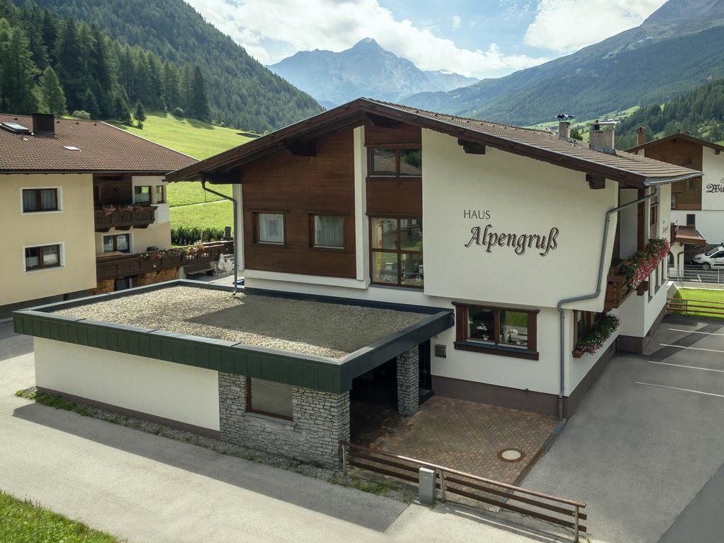 Hotel Haus Alpengruss Sölden Exterior foto